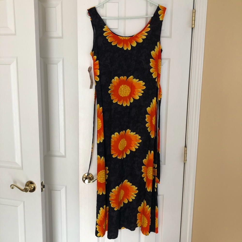 Coconut Pier USA Black Floral Sleeveless Coverup